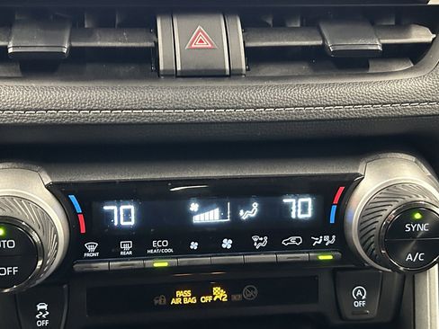 Used 2024 Toyota RAV4 XLE image 30