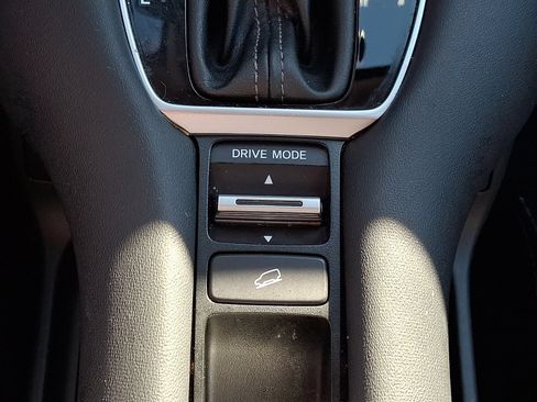 Used 2023 Honda HR-V EX-L image 26