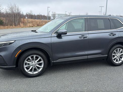 Used 2025 Honda CR-V EX image 13