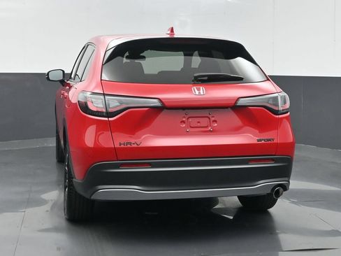 Certified 2026 Honda HR-V Sport image 6
