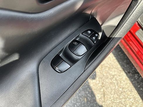 Used 2018 Nissan Altima 2.5 SR w/ SR Special Edition image 10