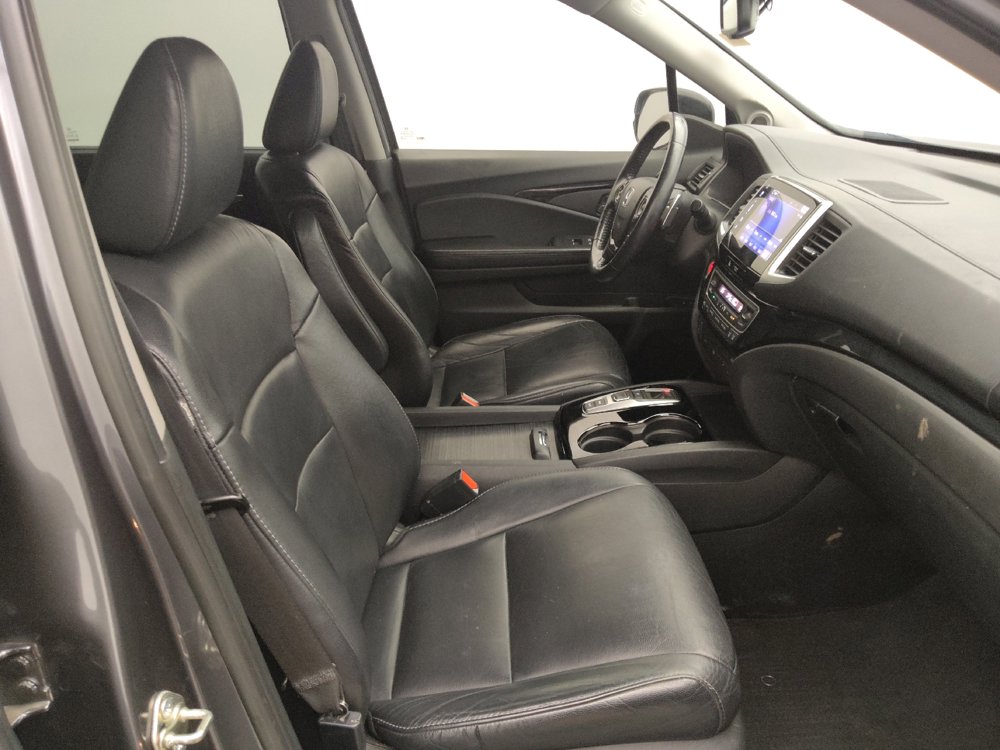 Used 2017 Honda Pilot Touring image 21