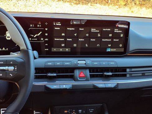 New 2025 Kia K4 GT-Line Turbo image 8