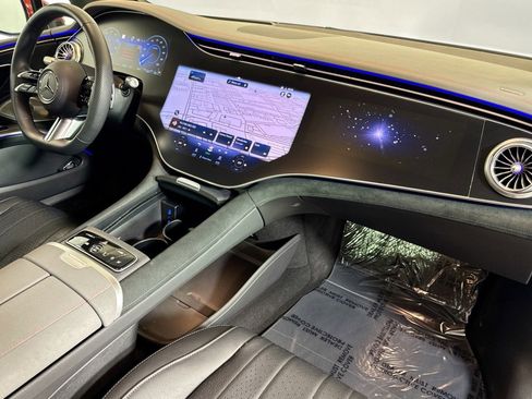 Certified 2023 Mercedes-Benz EQS 580 4MATIC Sedan image 28