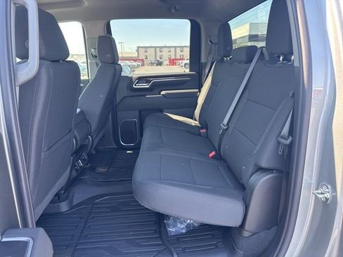 New 2026 GMC Sierra 3500 SLE w/ SLE Value Package AWD/4WD image 14