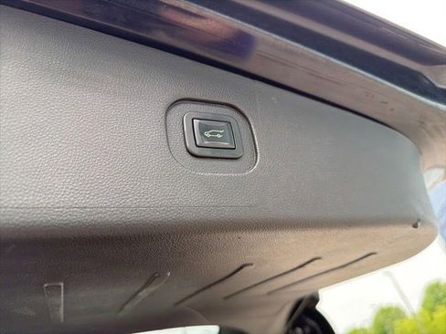 Used 2017 GMC Terrain Denali AWD/4WD image 17