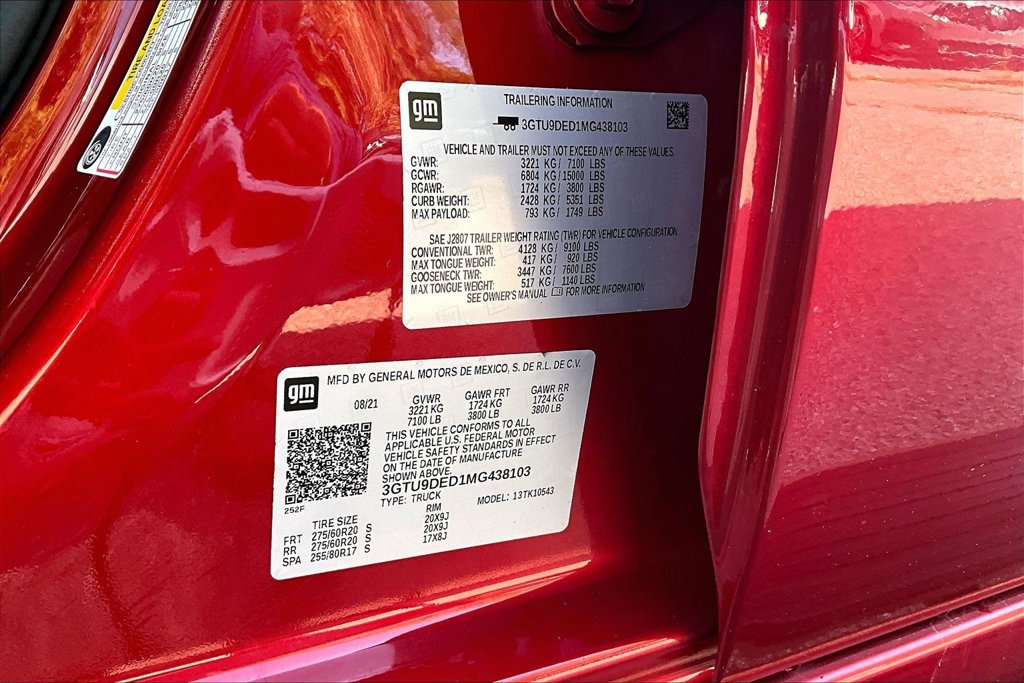 Used 2021 GMC Sierra 1500 SLT w/ LPO, GMC Protection Package AWD/4WD image 44