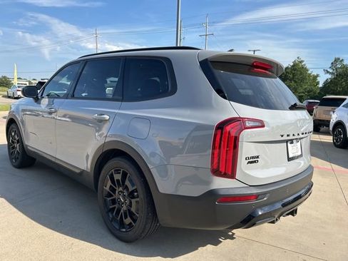 Used 2022 Kia Telluride EX w/ EX Premium Package AWD/4WD image 6