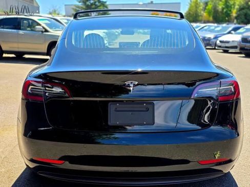 Used 2018 Tesla Model 3 Mid Range RWD image 10