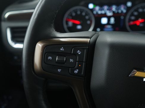 Used 2021 Chevrolet Suburban High Country AWD/4WD image 22