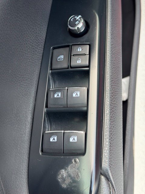 Used 2019 Toyota Camry XLE FWD image 20