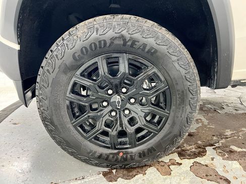 New 2026 Chevrolet Colorado Trail Boss AWD/4WD image 27