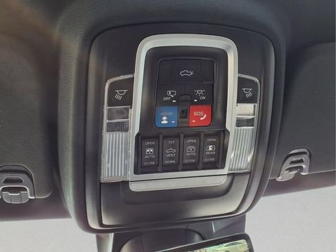 Used 2023 RAM 1500 Limited AWD/4WD image 37