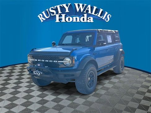 Used 2021 Ford Bronco Wildtrak image 4