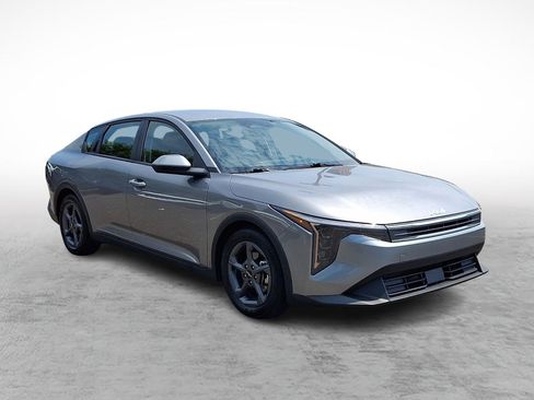 Used 2025 Kia K4 FWD image 7