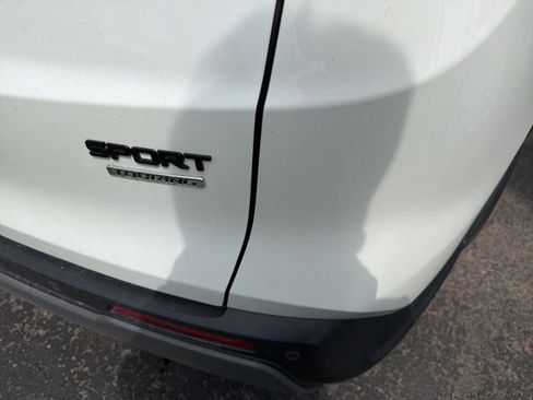 Used 2023 Honda CR-V Sport Touring image 5