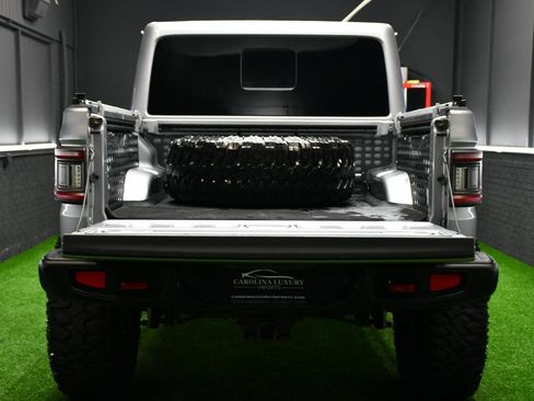 Used 2020 Jeep Gladiator Rubicon AWD/4WD image 41