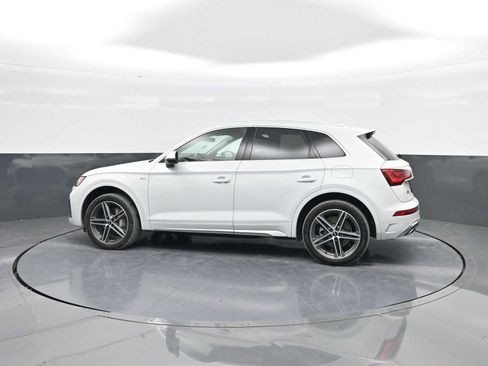Used 2021 Audi Q5 e Premium Plus image 5
