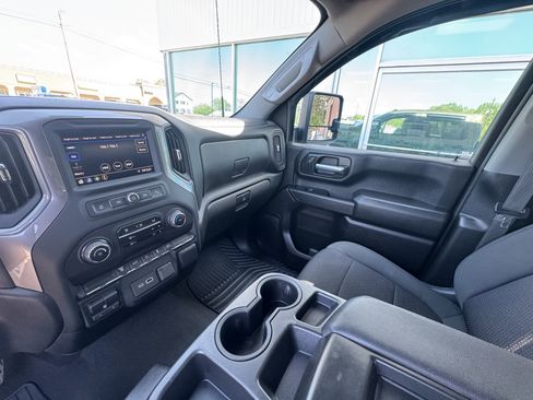 Used 2023 Chevrolet Silverado 2500 Custom w/ Custom Value Package image 13