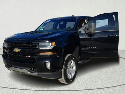 Used 2017 Chevrolet Silverado 1500 LT w/ All Star Edition AWD/4WD image 10