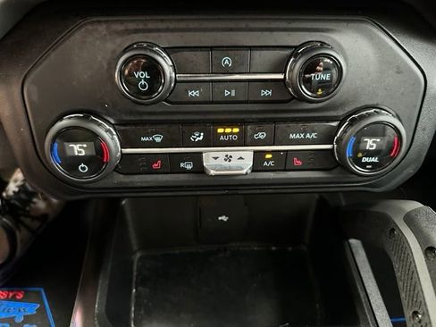 Used 2023 Ford Bronco Big Bend w/ Sasquatch Package AWD/4WD image 19