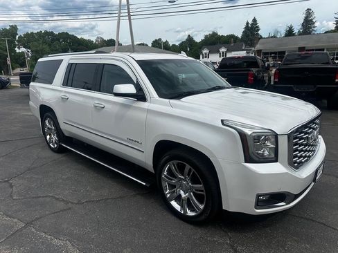 Used 2018 GMC Yukon XL Denali w/ Denali Ultimate Package AWD/4WD image 7