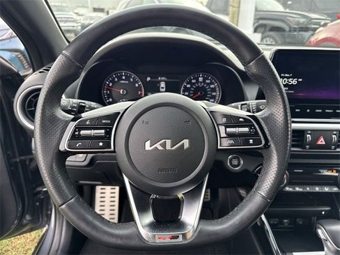 Used 2024 Kia Forte GT-Line w/ GT-Line Premium Package image 17