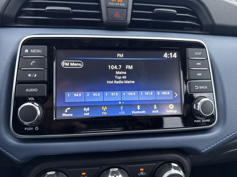 New 2025 Nissan Versa SV image 23