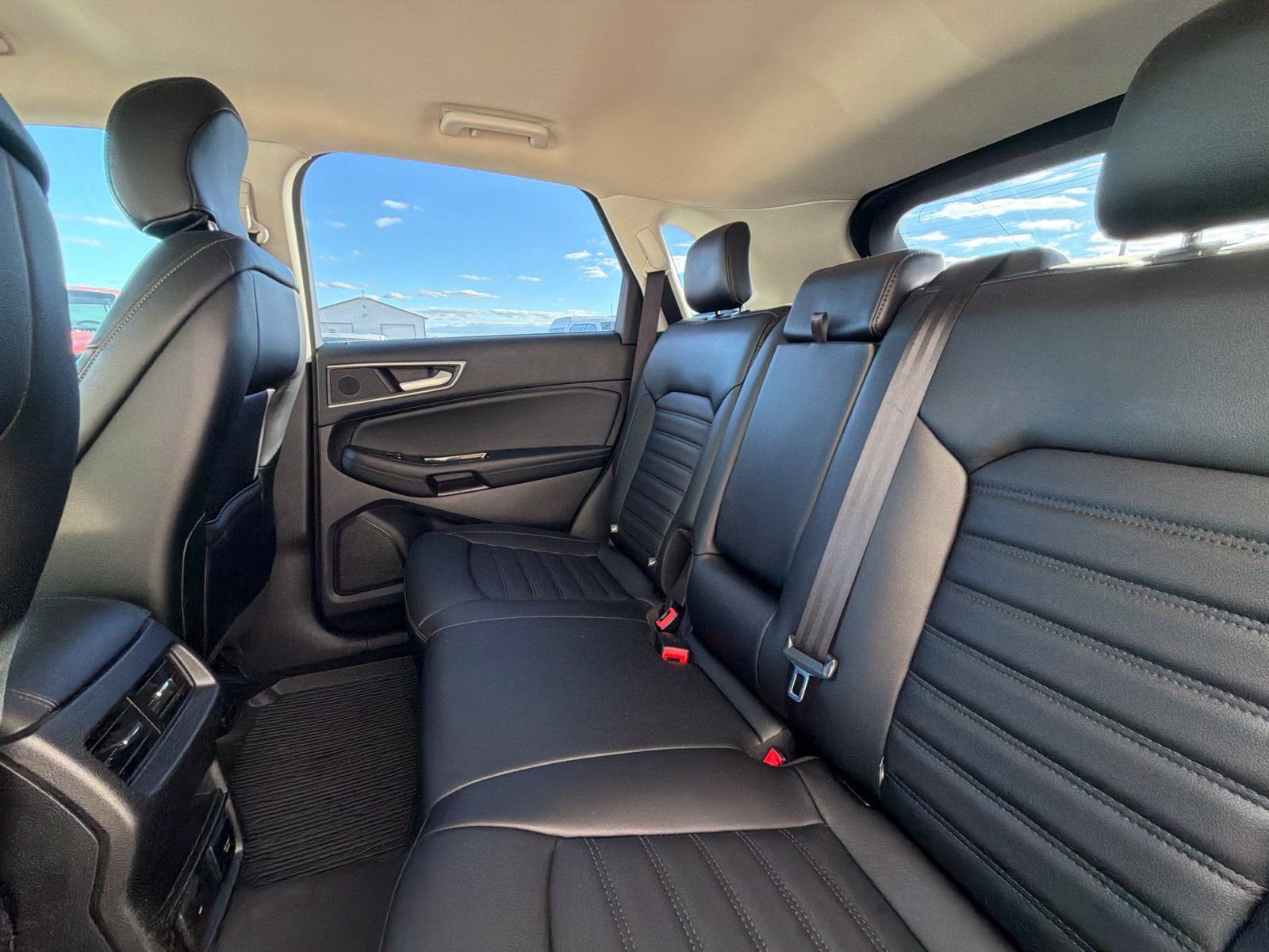 Certified 2019 Ford Edge SEL w/ Equipment Group 201A AWD/4WD image 13