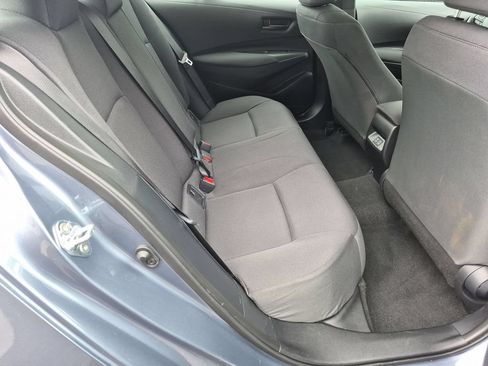 Used 2025 Toyota Corolla LE FWD image 28