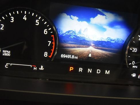 Used 2020 Ford Explorer Limited image 13