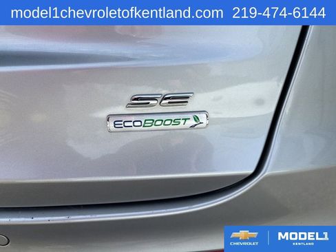 Used 2020 Ford Fusion SE FWD image 11