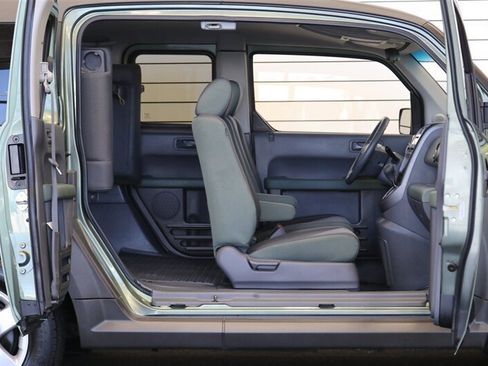 Used 2005 Honda Element EX image 37