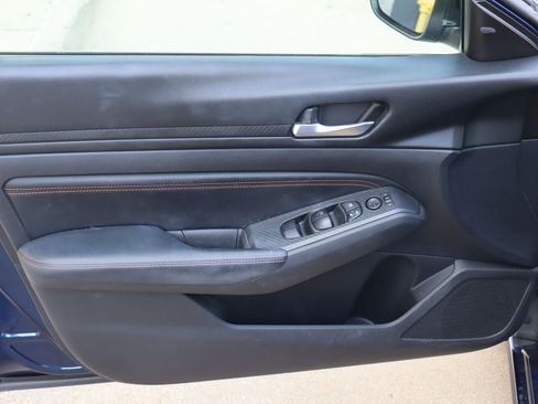 Used 2020 Nissan Altima 2.5 SR FWD image 19