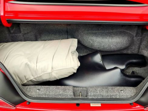 Used 2005 Honda S2000 image 25