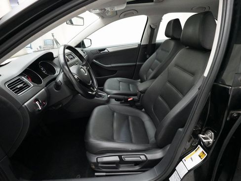 Used 2015 Volkswagen Jetta SE image 7