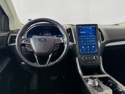 Used 2024 Ford Edge SEL image 26