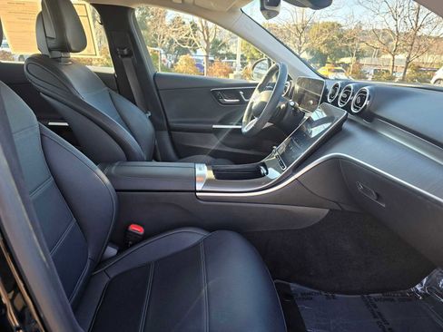 Used 2022 Mercedes-Benz C 300 Sedan image 11