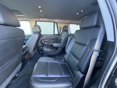 Used 2019 Chevrolet Tahoe LT image 24