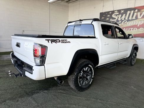 Used 2021 Toyota Tacoma TRD Off-Road image 14