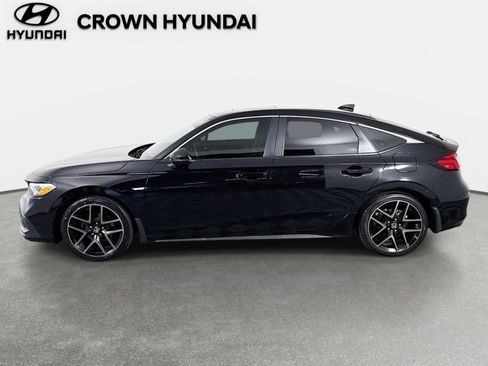 Used 2022 Honda Civic Sport Touring image 9