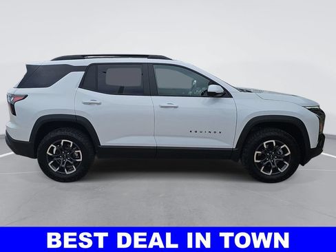 New 2026 Chevrolet Equinox ACTIV w/ Convenience Package III AWD/4WD image 2