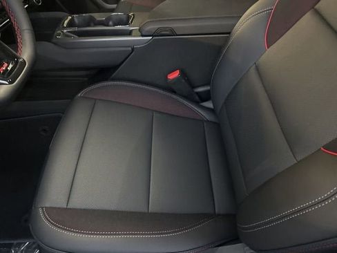 New 2026 Chevrolet Equinox EV RS image 12