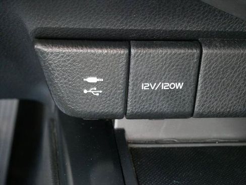 Certified 2019 Toyota Camry SE FWD image 21
