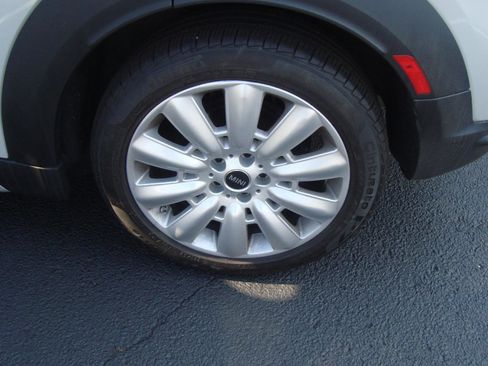 Used 2022 MINI Cooper Countryman S w/ Premium Package image 33