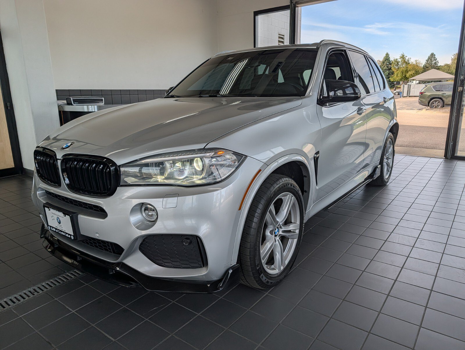 Used 2016 BMW X5 xDrive50i AWD/4WD image 5