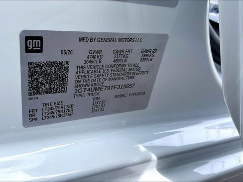 New 2026 GMC Sierra 2500 SLE w/ SLE Value Package; AWD/4WD image 14