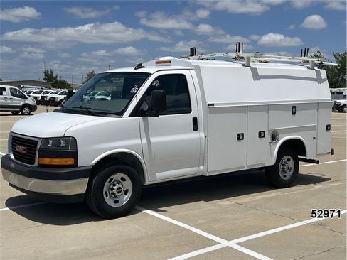 Used 2021 GMC Savana 3500 w/ Power Convenience Package RWD image 1