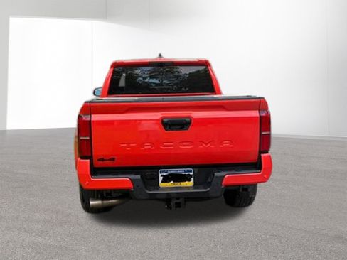 Used 2024 Toyota Tacoma TRD Sport w/ TRD Sport Premium Package AWD/4WD image 5
