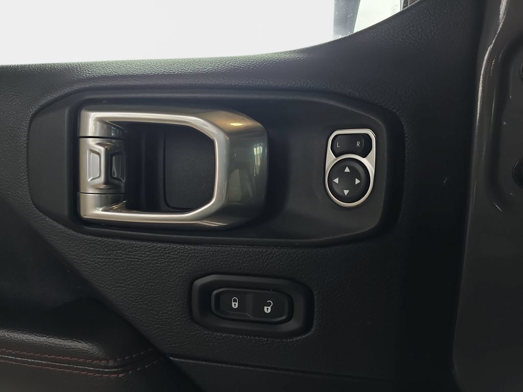 Used 2020 Jeep Wrangler Unlimited Rubicon AWD/4WD image 29